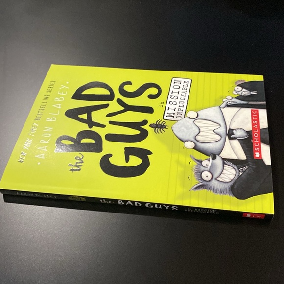 The Bad Guys #2: The Bad Guys in Mission Unpluckable - Paperback Book - Picture 3 of 7